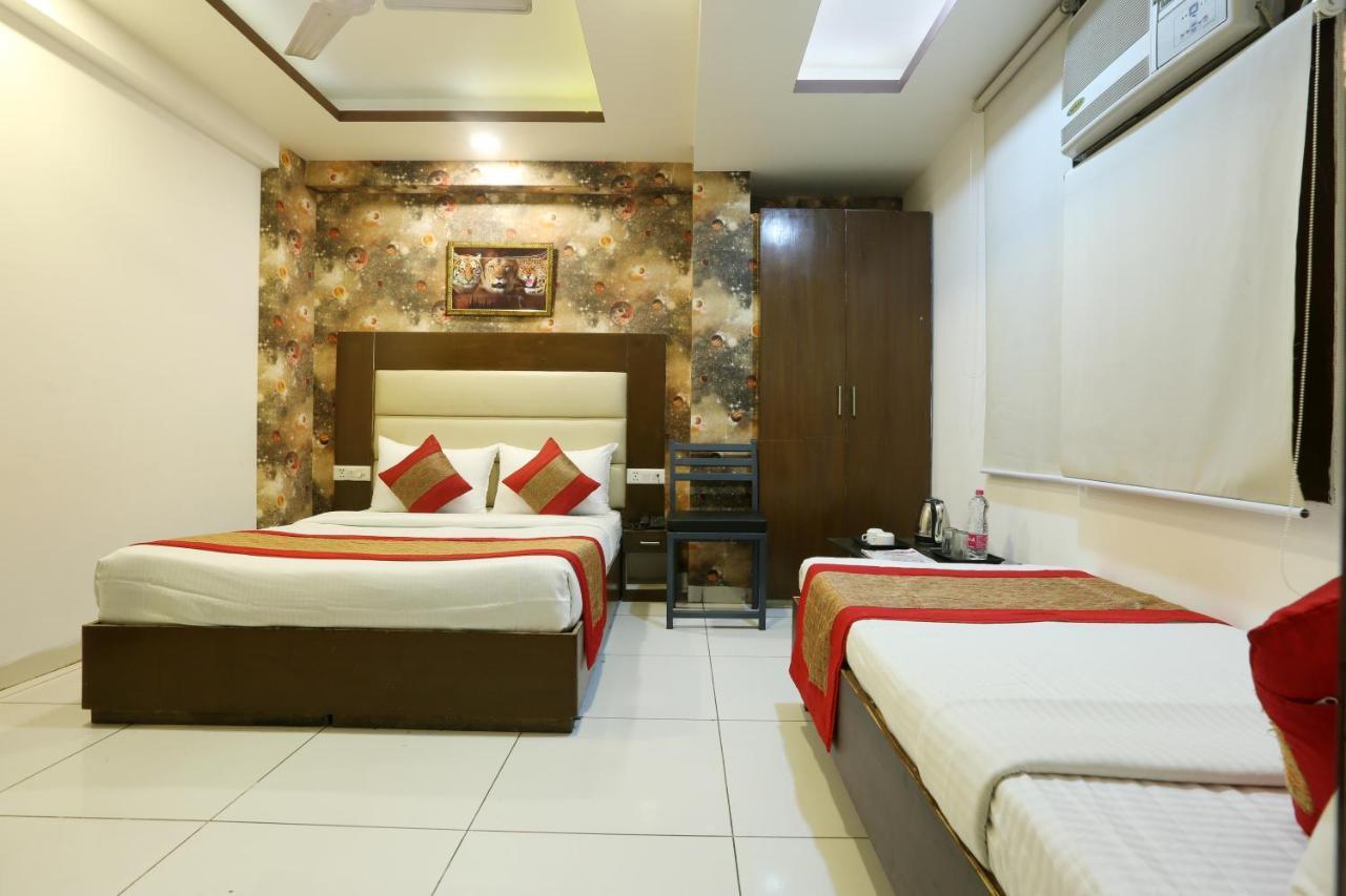 Melfort Bed & Breakfast New Delhi Exterior foto