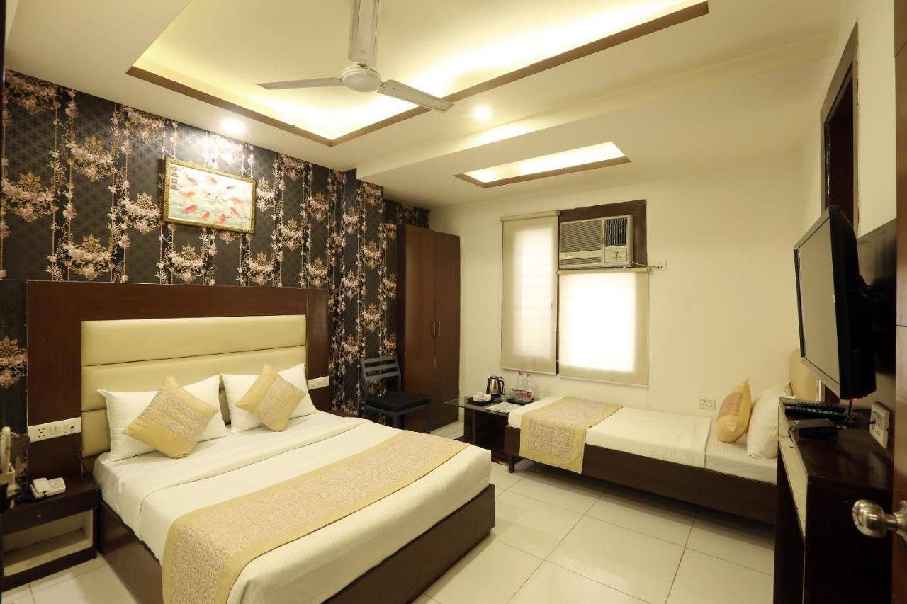 Melfort Bed & Breakfast New Delhi Exterior foto