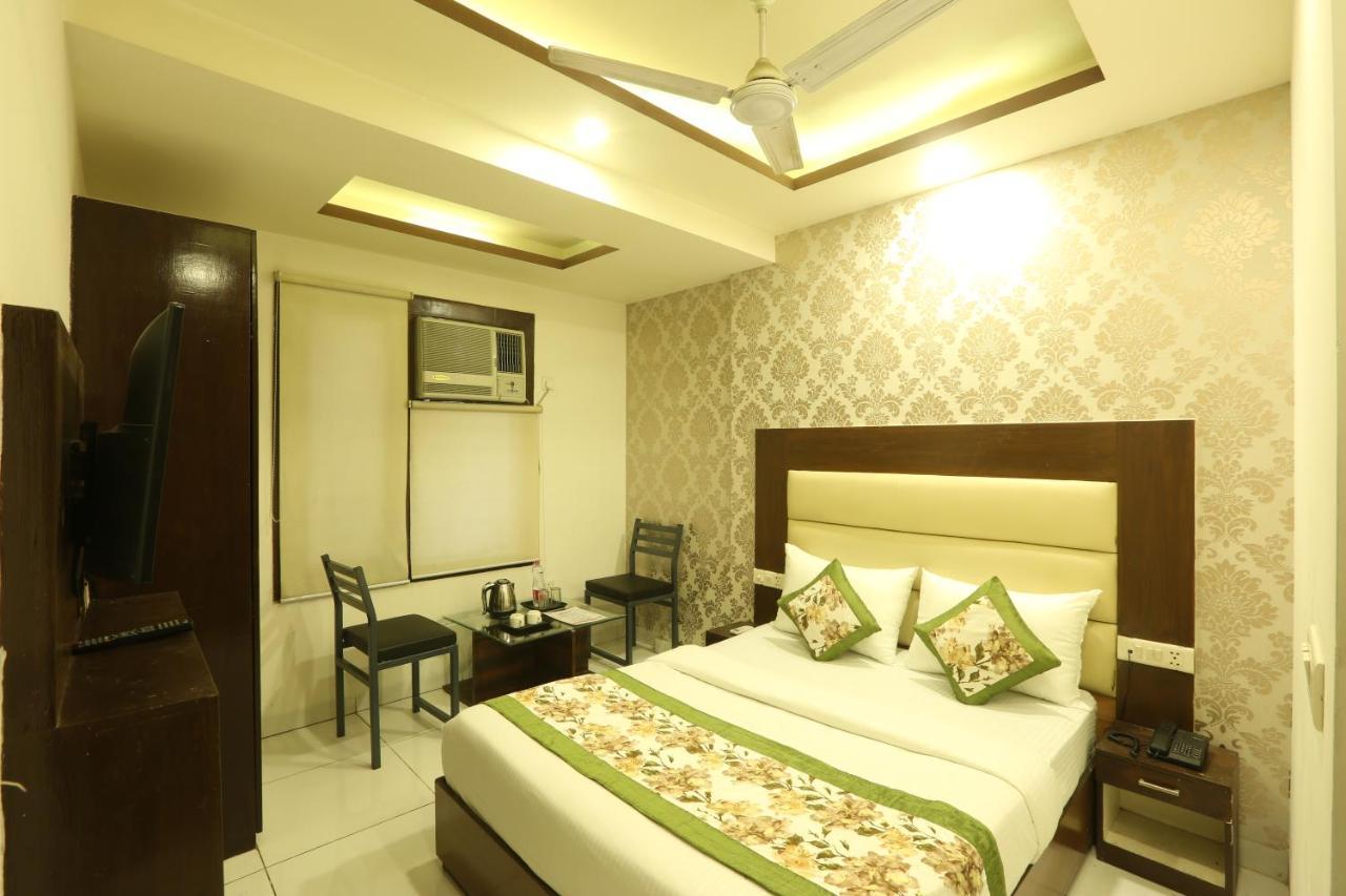 Melfort Bed & Breakfast New Delhi Exterior foto